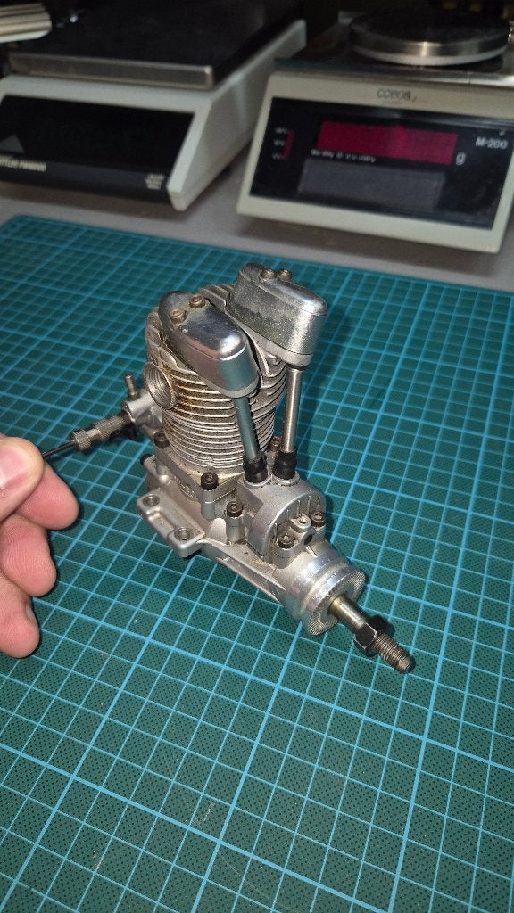 Saito FA-80, Hobby en Vrije tijd, Ophalen, Niet werkend