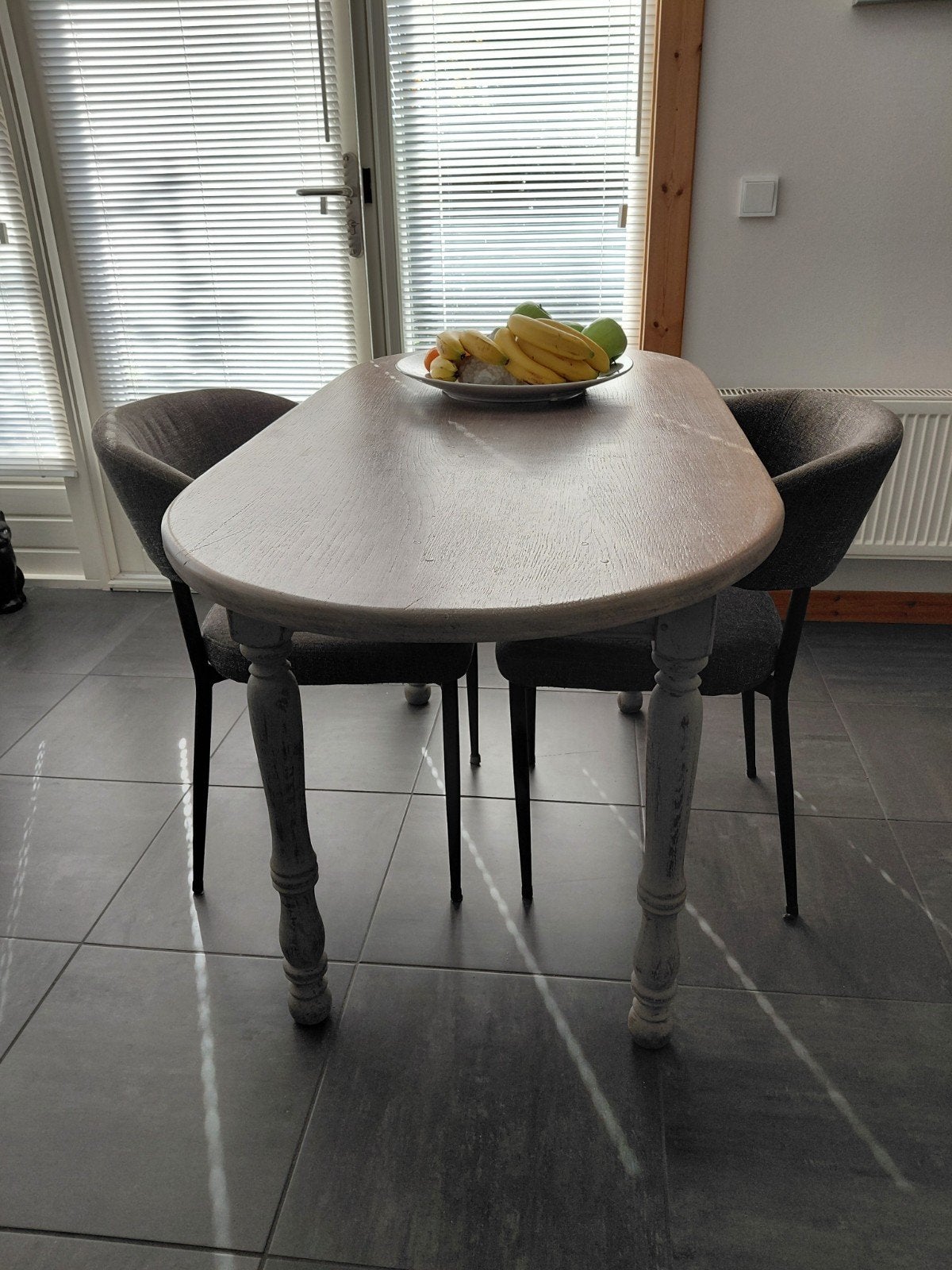 Ovale eiken tafel, Huis en Inrichting, Ophalen, Gebruikt, 100 tot 150 cm, Eikenhout