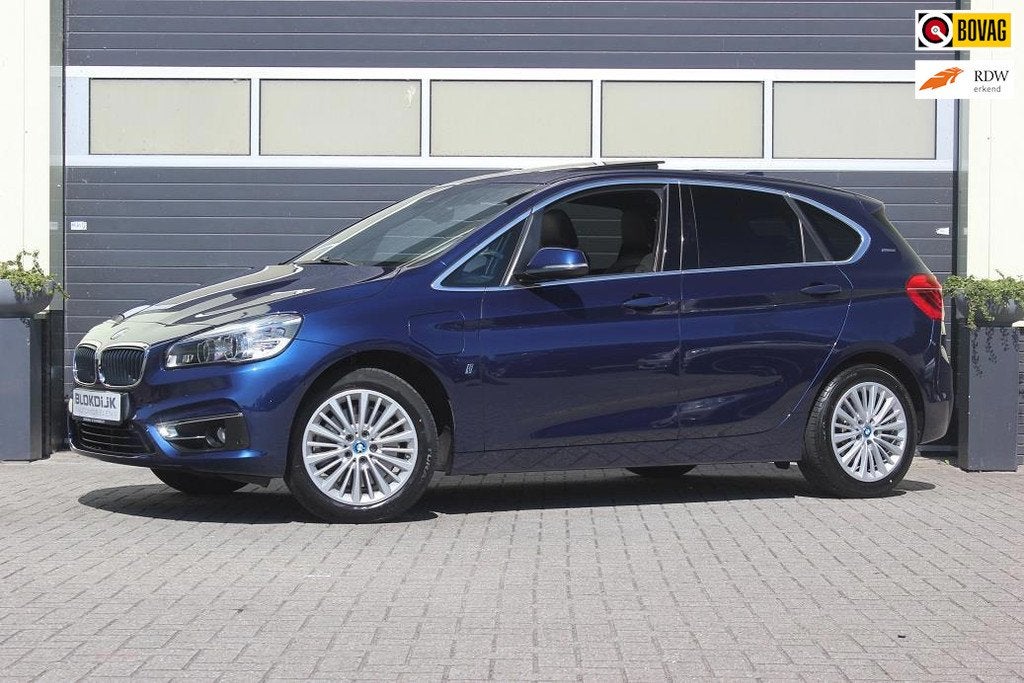 BMW 2-serie Active Tourer 225xe Luxury Line | Carplay | Came, Auto's, BMW, Bedrijf, Te koop, 2-Serie Active Tourer, 4x4, ABS, Adaptive Cruise Control