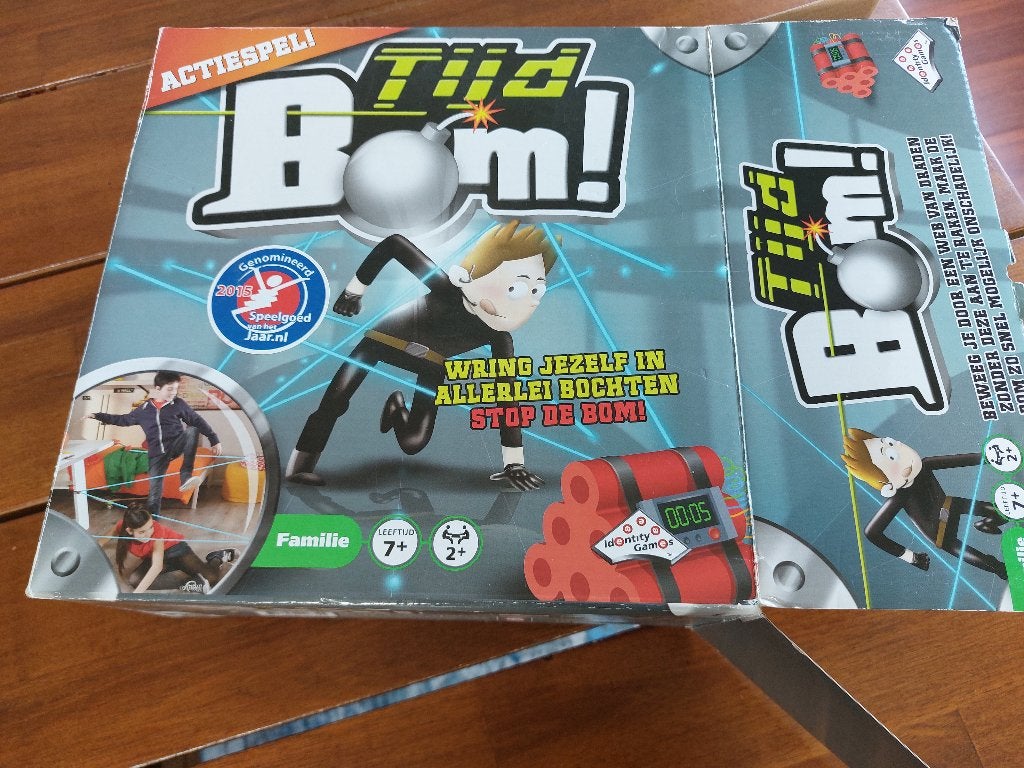 Actiespel tijdbom, Hobby en Vrije tijd, Een of twee spelers, Ophalen of Verzenden, Zo goed als nieuw, Identity Games