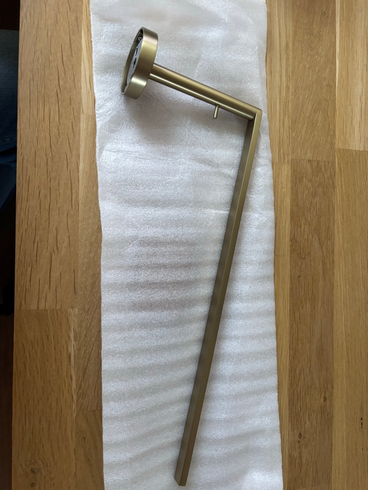 Clou Flat toiletrolhouder geborsteld goud, Toilet-accessoire, Overige merken, Nieuw, Ophalen of Verzenden
