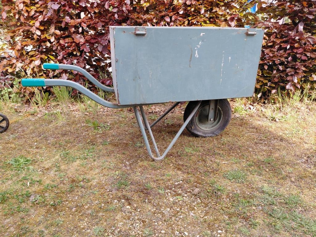 Stevige kruiwagen met bak, ideaal voor tuinwerk, Ophalen of Verzenden