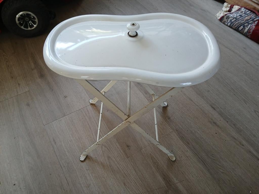 Antiek Art Deco Bidet uit 1920 met Opvouwbaar Rek, Ophalen of Verzenden