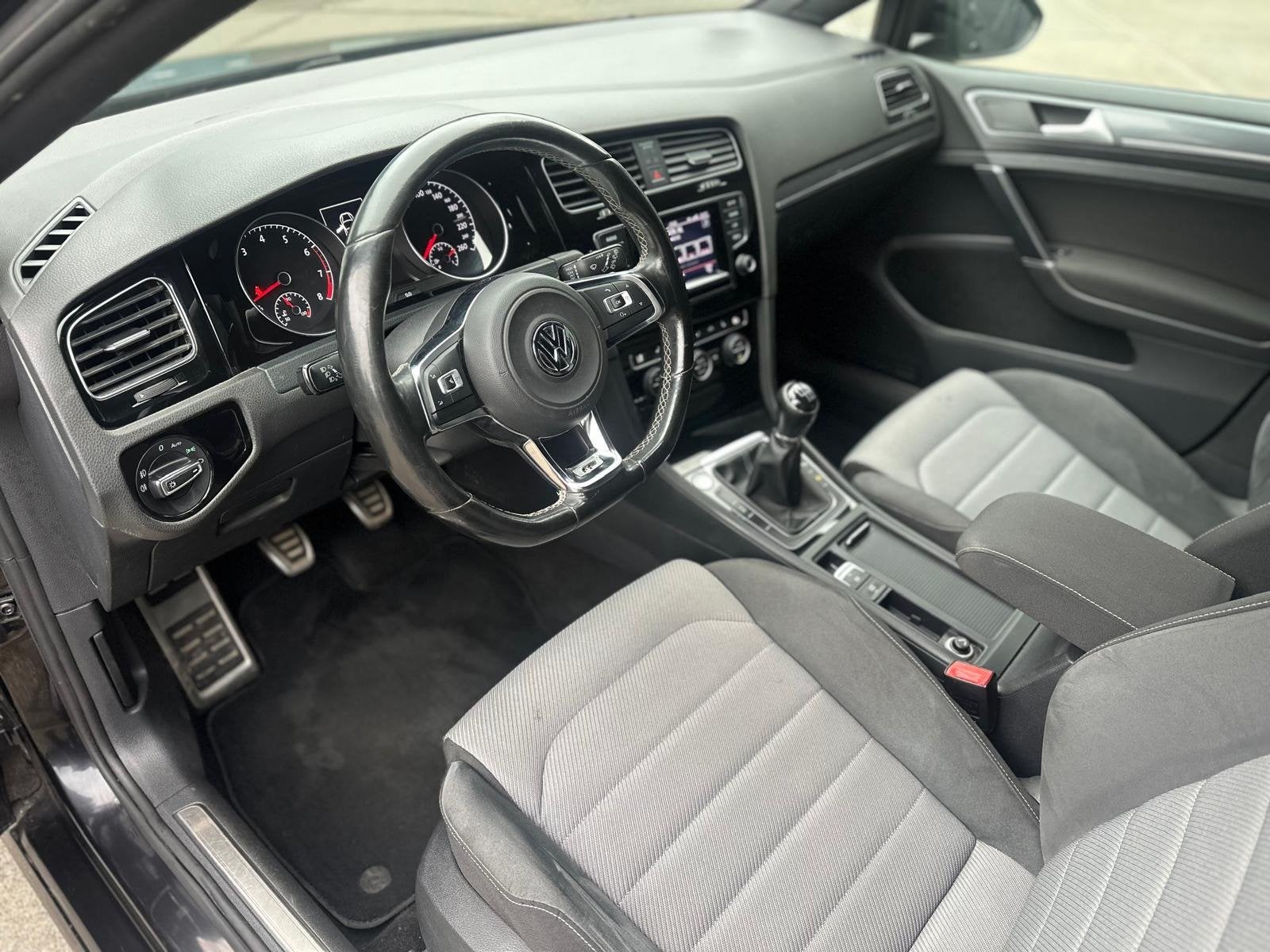 Volkswagen Golf 1.4 TSI 140PK R-Line | Climate Control | Sta, Euro 5, Stof, Zwart, 4 cilinders