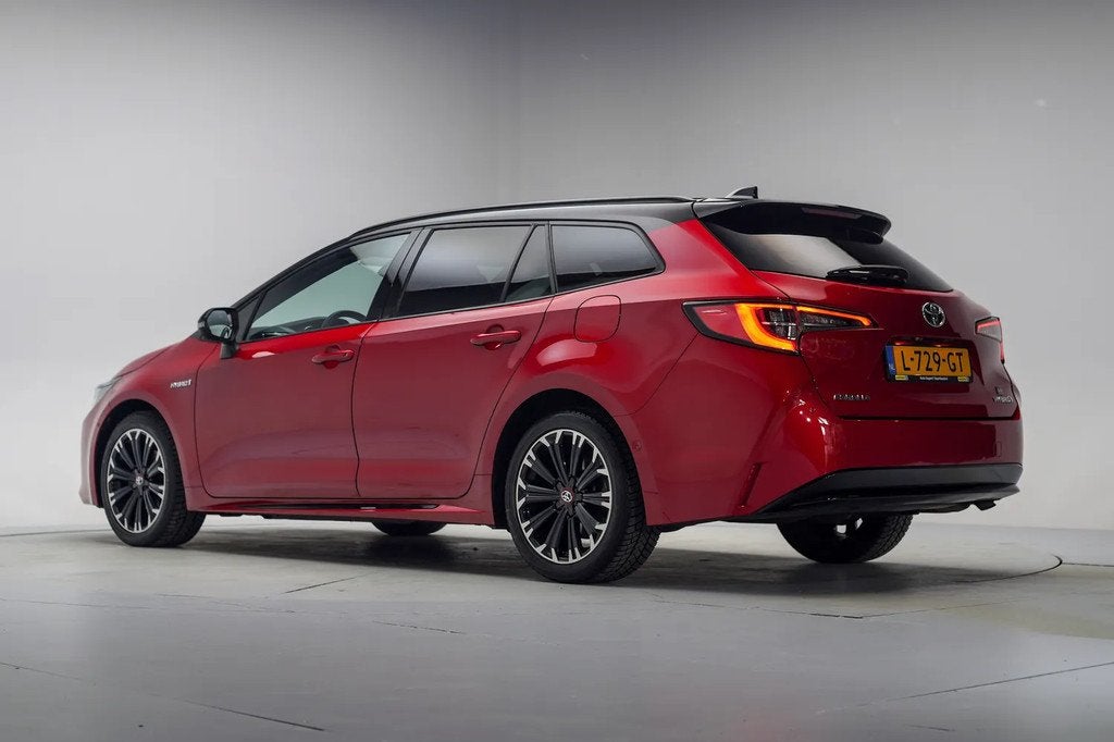Toyota Corolla TOURING SPORTS 1.8 Hybrid GR-Sport Aut [ LED, Auto's, Automaat, 1345 kg, Gebruikt, 750 kg