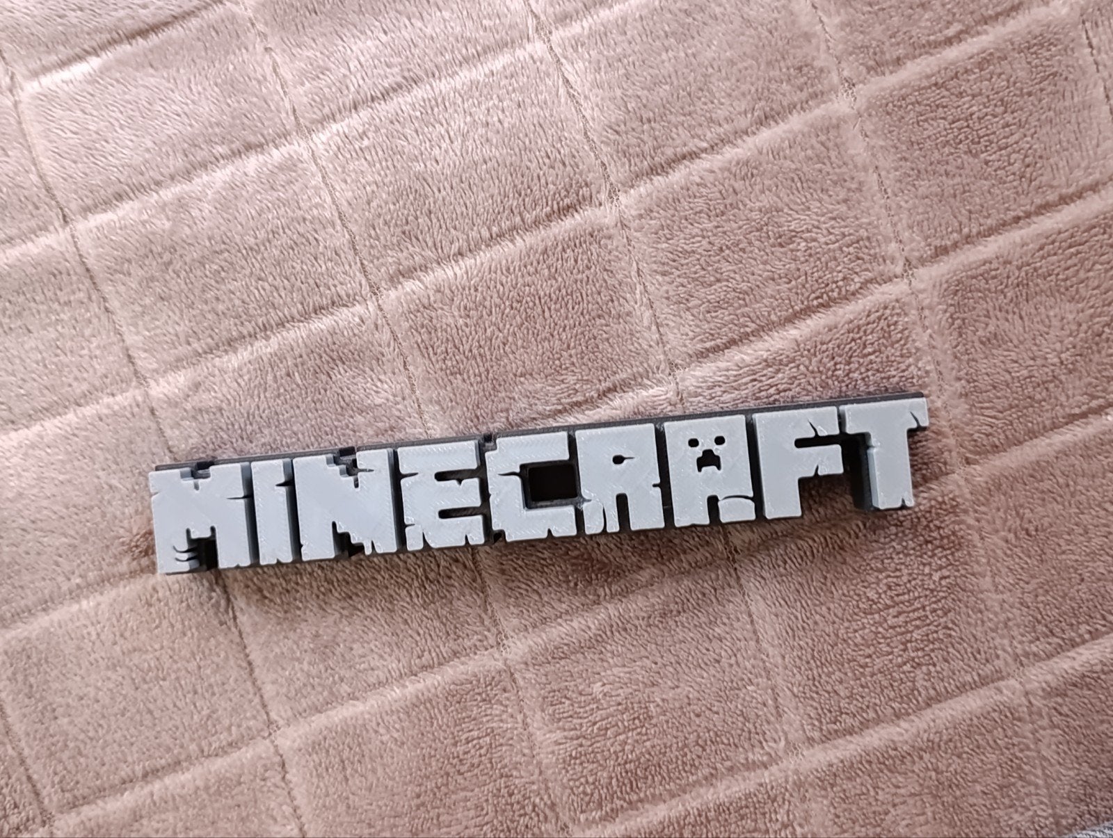 Minecraft logo en honingraat /decoratie, Ophalen of Verzenden, Gebruikt, Jongen of Meisje