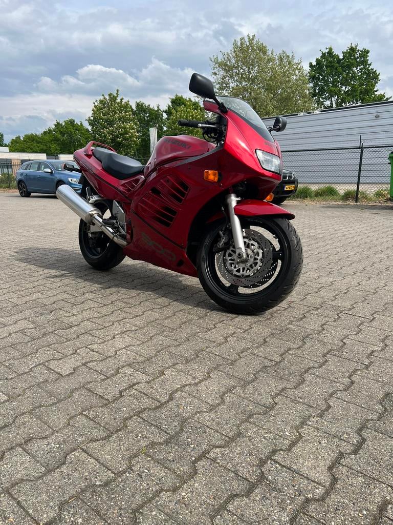 Suzuki RF 900 R (1995) – Goed onderhouden sporttourer, Motoren, Motoren | Suzuki, Handvatverwarming, 4 cilinders, Motorrijbewijs A