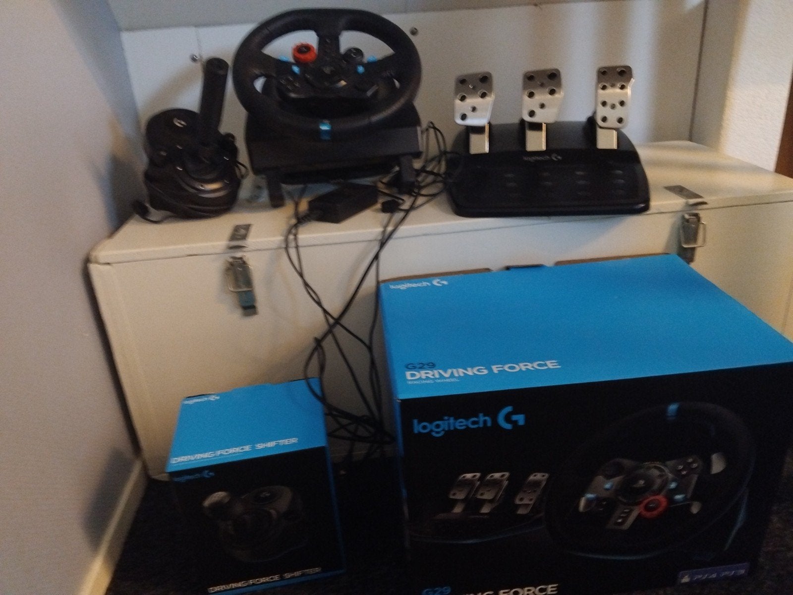 Logitech G29 Driving Force racestuur met pedalen en shifter, Ophalen of Verzenden, Gebruikt