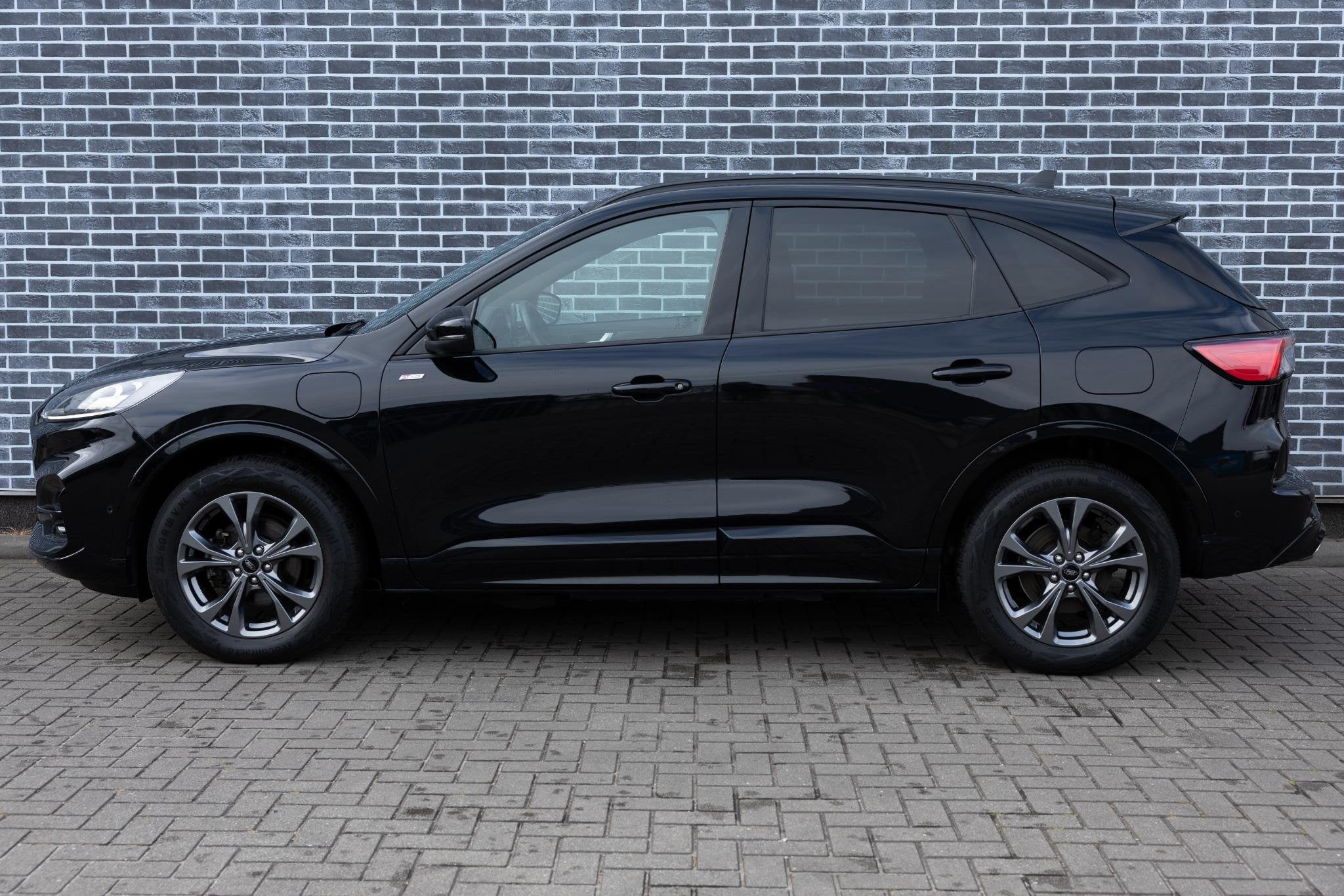Ford Kuga 2.5 PHEV ST-Line X | Plug-in Hybrid | Achteruitrij, Auto's, 14 kWh, 4 cilinders, Leder en Stof, Zwart