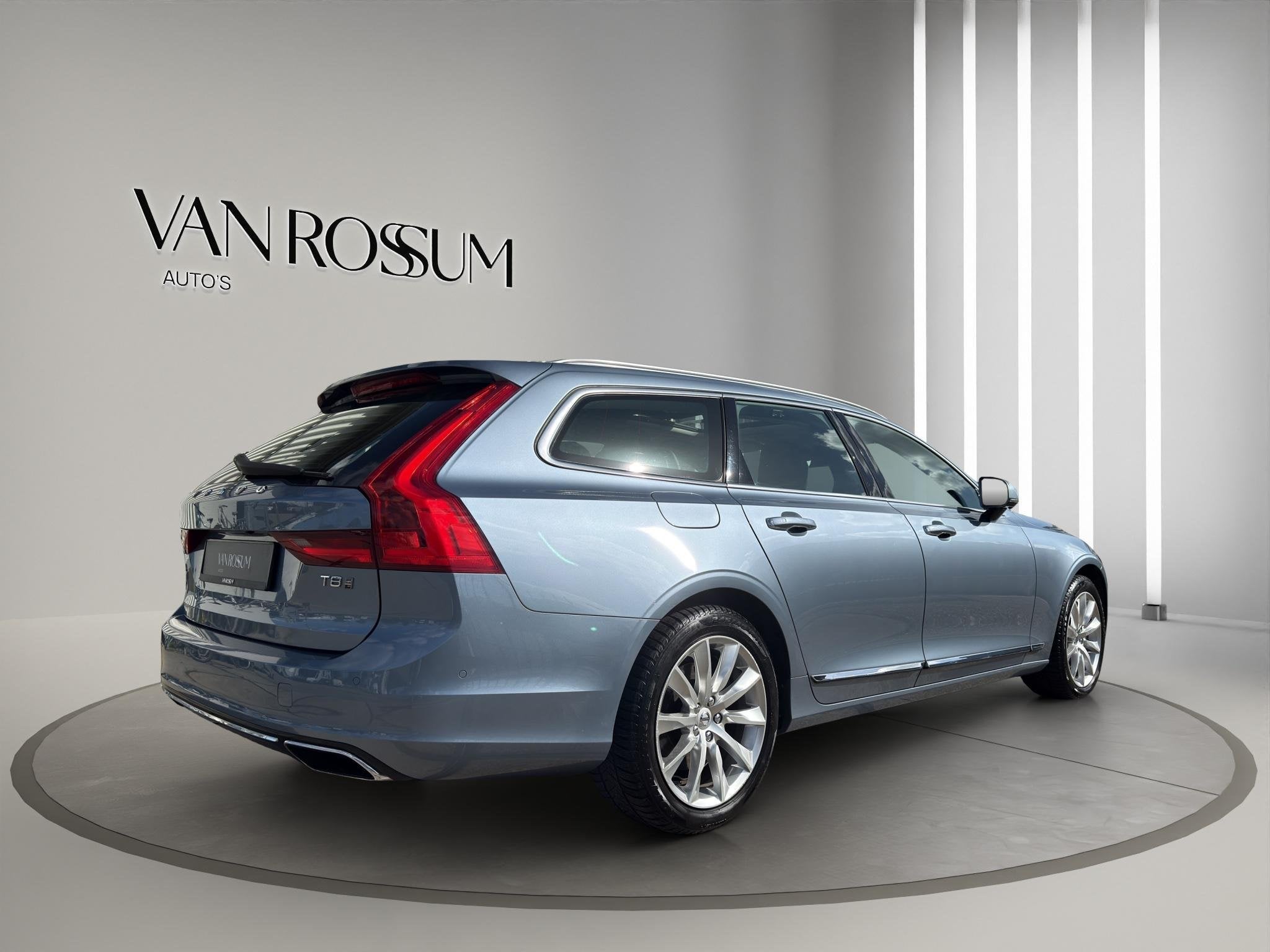 Volvo V90 2.0 T8 AWD Inscription | Pano | Leder | Android |, Auto's, Automaat, Euro 6, 4 cilinders, 1969 cc