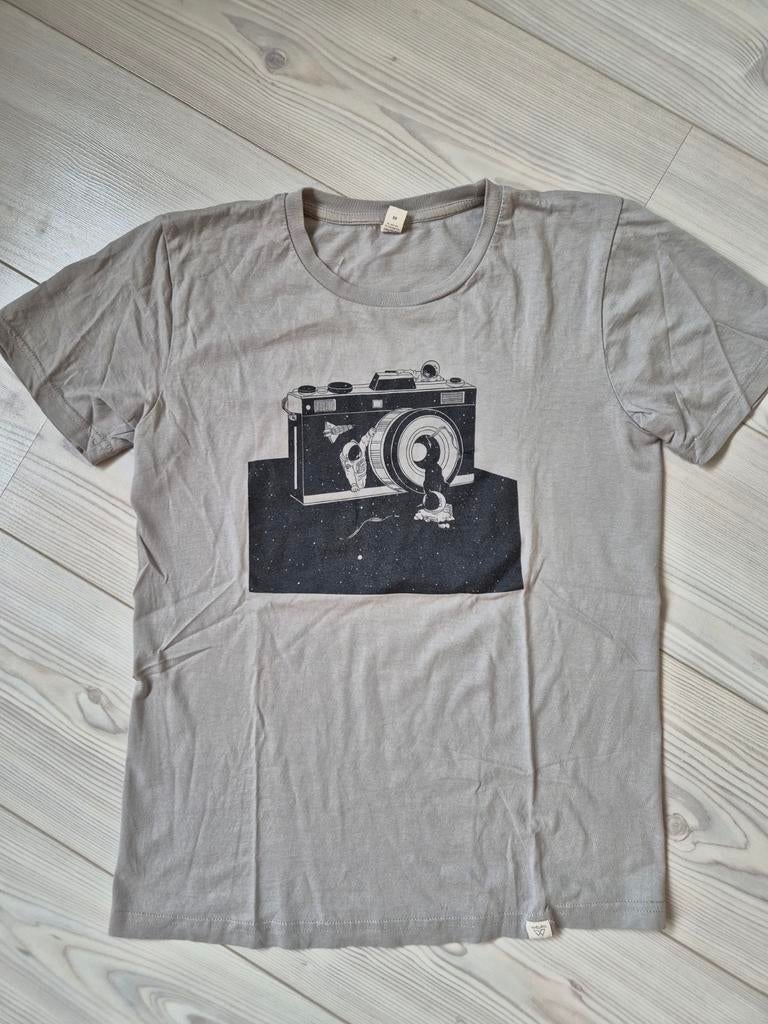 Wituka T-shirt XS met camera en astronauten print, Jongen of Meisje, Ophalen of Verzenden, Zo goed als nieuw, Shirt of Longsleeve
