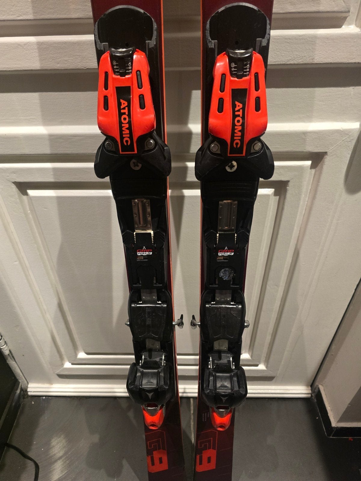 167cm ATOMIC REDSTER G9 REVOSHOCK, 160 tot 180 cm, Ophalen of Verzenden, Zo goed als nieuw, Carve