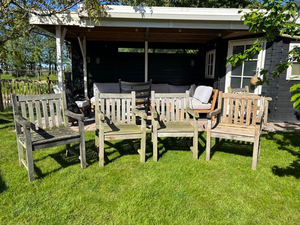 Houten tuinstoelen vier, Ophalen, Gebruikt