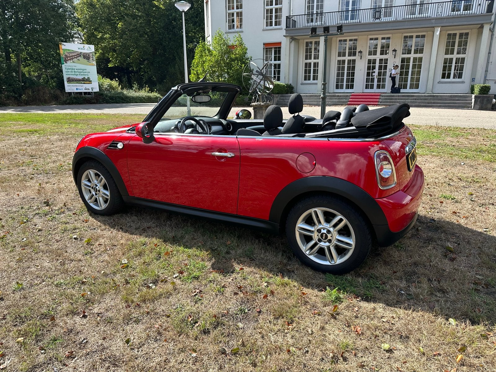 Mini 1.6 Cooper Cabrio 2012 37.000 km(!), Auto's, 4 cilinders, Cabriolet, 4 stoelen, Handgeschakeld
