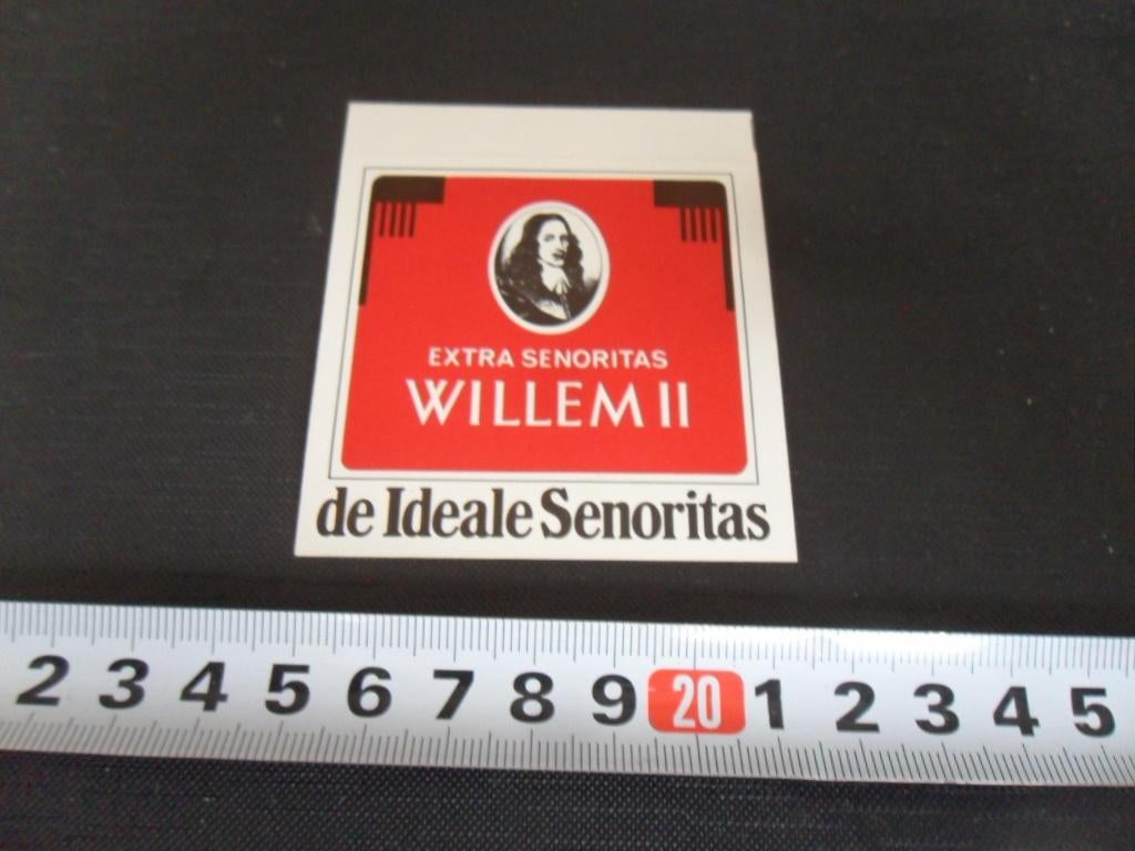 sticker tabak WILLEM II de ideale senoritas sigaren, Ophalen, Zo goed als nieuw
