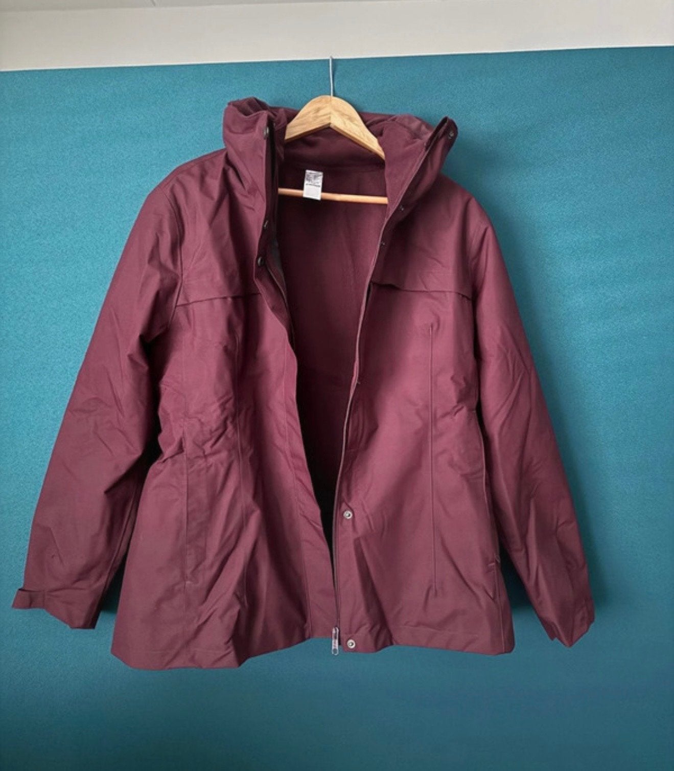 Decathlon waterdichte jas maat XL - Bordeauxrood, Kleding | Dames, Ophalen of Verzenden, Nieuw, Maat 46/48 (XL) of groter, Rood