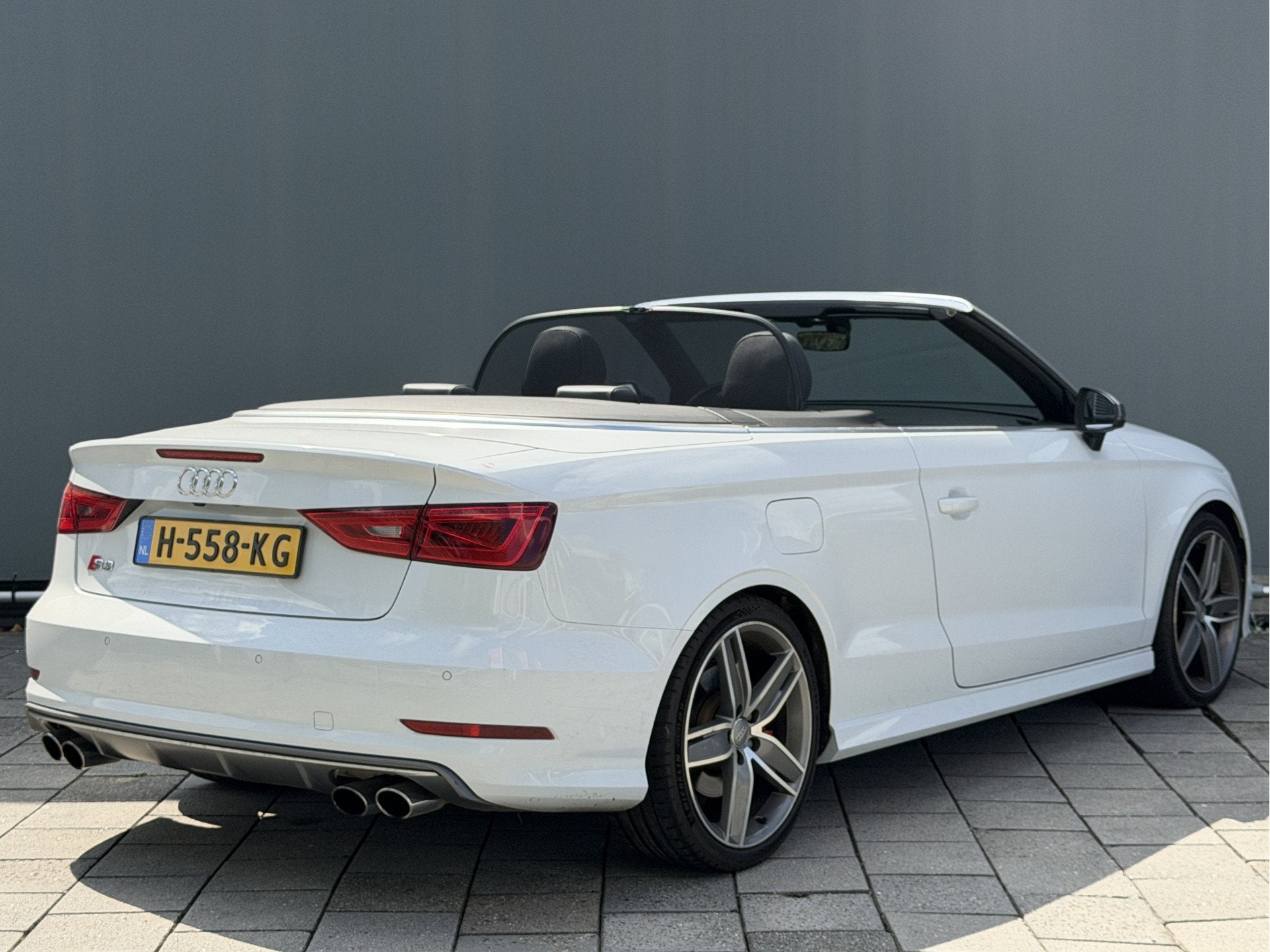 Audi A3 Cabriolet BWJ 2016 | 2.0TFSI 301PK S3 quattro AUTOMA, Auto's, Audi, Automaat, Gebruikt, Wit, Bedrijf