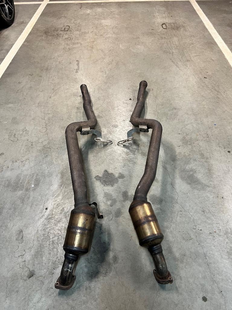 2x Katalysator voorpijp Mercedes 63 AMG, Auto-onderdelen, Uitlaatsystemen, Ophalen, Gebruikt, Mercedes-Benz