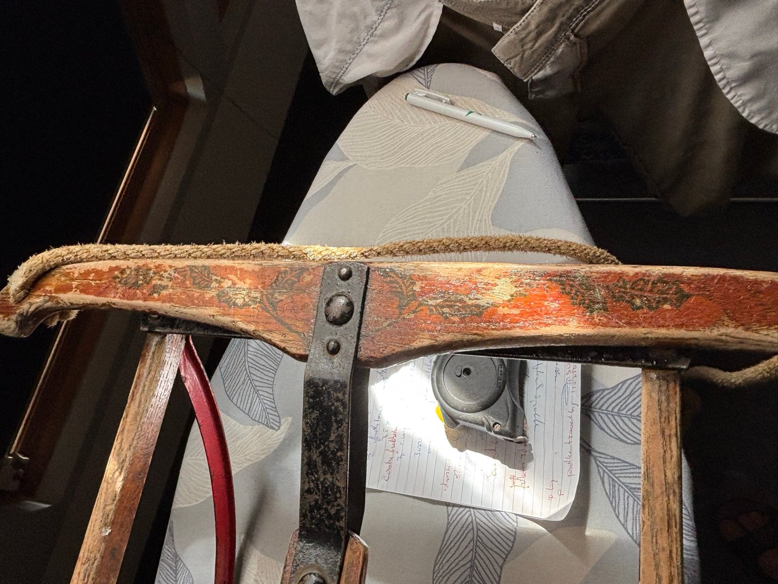 Antieke houten slee met metalen onderstel, Ophalen, Gebruikt, Hout