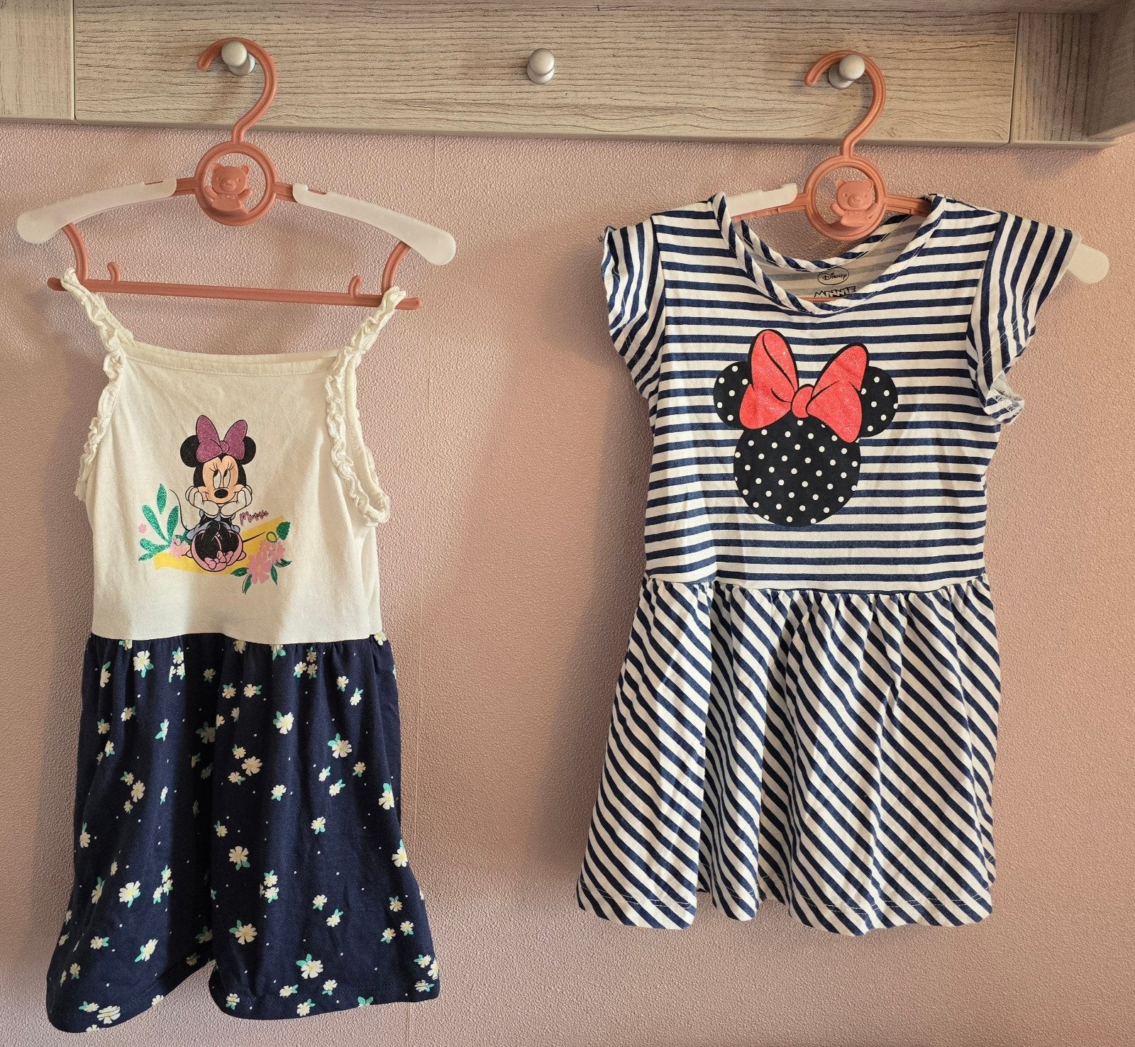 2 Minnie Mouse jurkjes maat 92 (1x nieuw, 1x gedragen), Disney, Meisje, Ophalen of Verzenden, Zo goed als nieuw