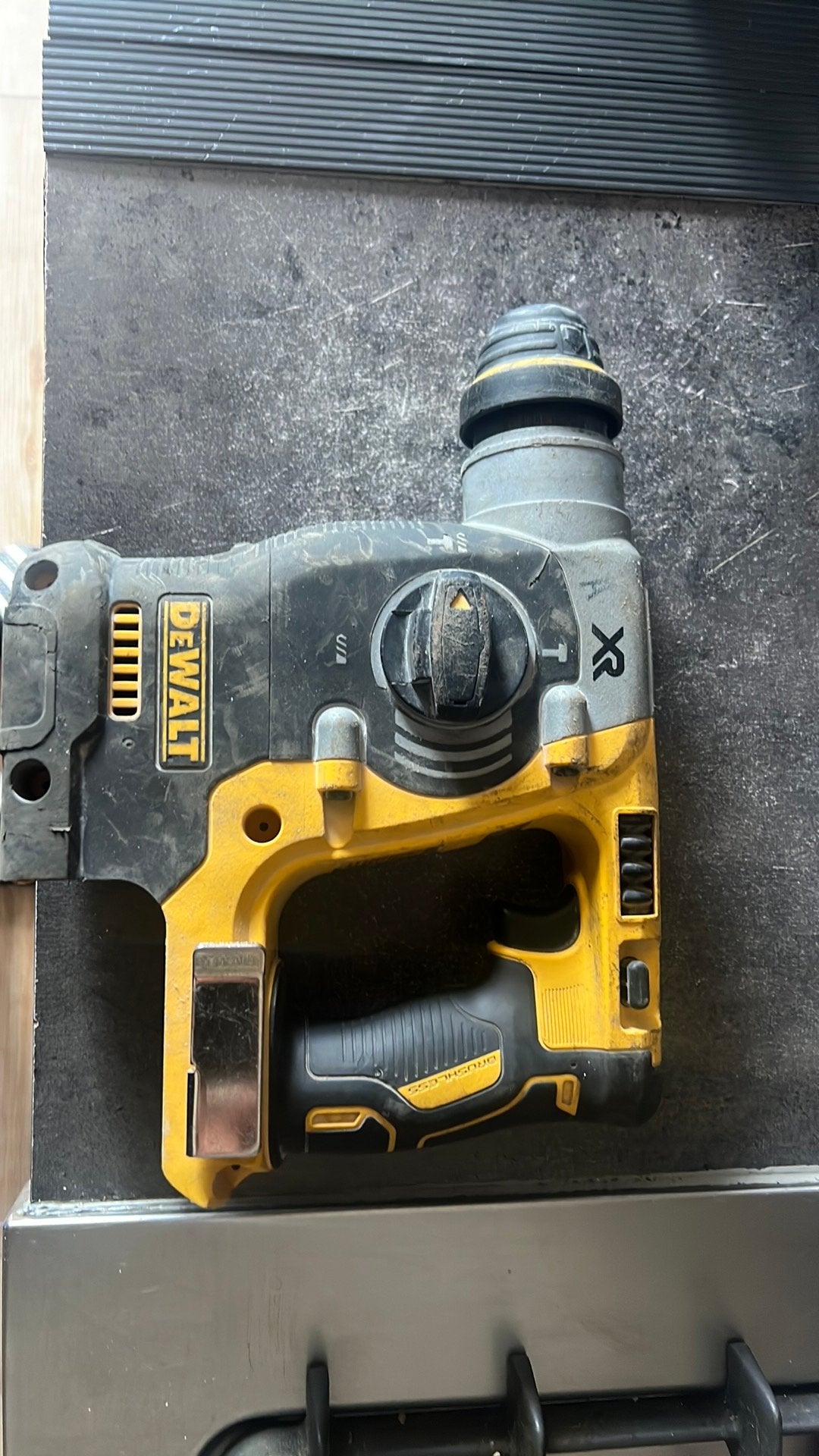 Dewalt DCH273 combihamer, Doe-het-zelf en Verbouw, Gereedschap | Boormachines, Ophalen, Gebruikt, Boor- en/of Breekhamer