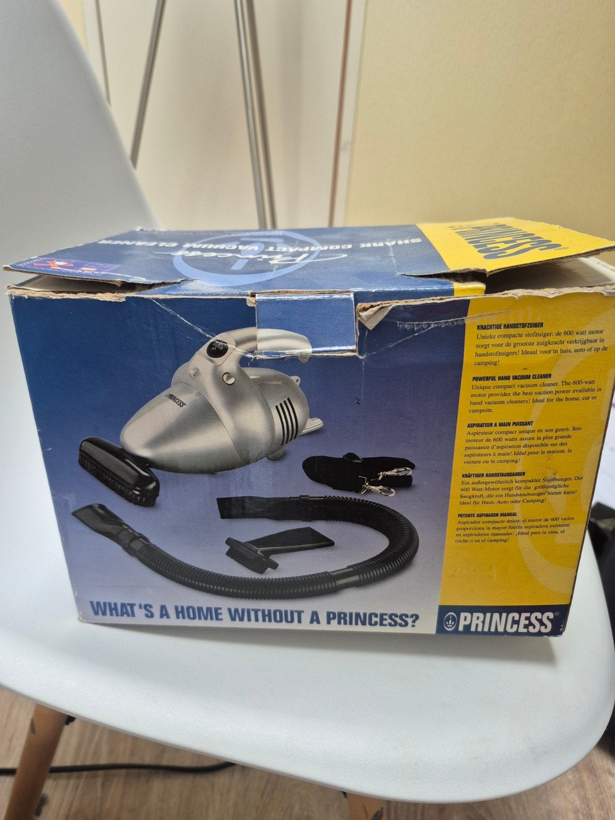 Princess Mini Stofzuiger met Snoer - Compact en Krachtig, Witgoed en Apparatuur, Gebruikt, Kruimeldief, Ophalen of Verzenden, Minder dan 1200 watt