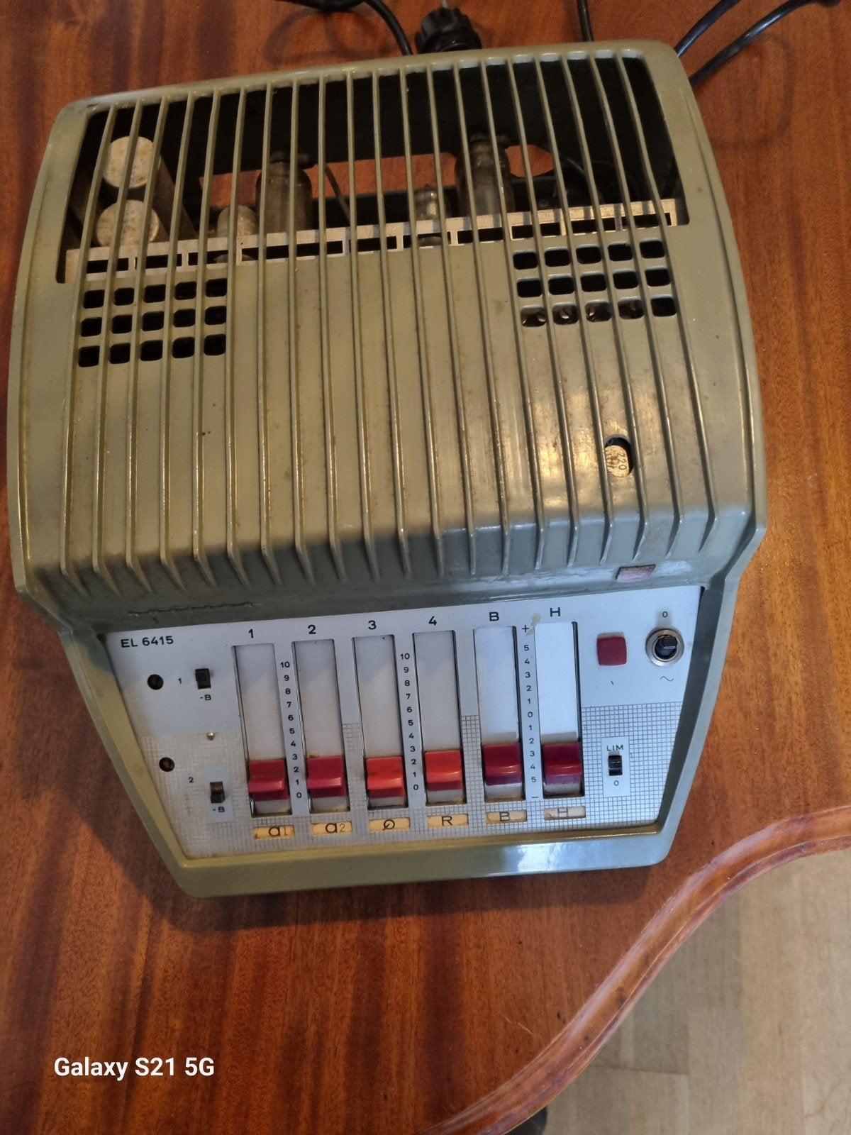 Vintage Philips EL 6415 buizenversterker, Audio, Tv en Foto, Overige merken, Ophalen of Verzenden, Minder dan 60 watt, Gebruikt