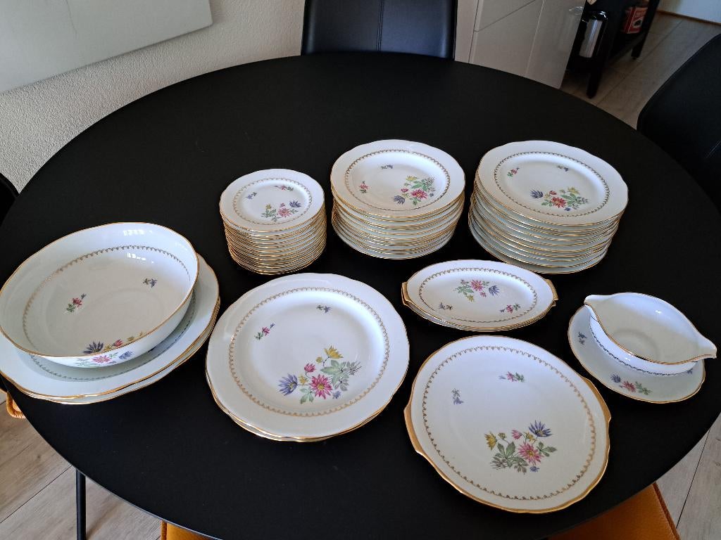 servies, Ophalen, Zo goed als nieuw, Overige stijlen, Porselein