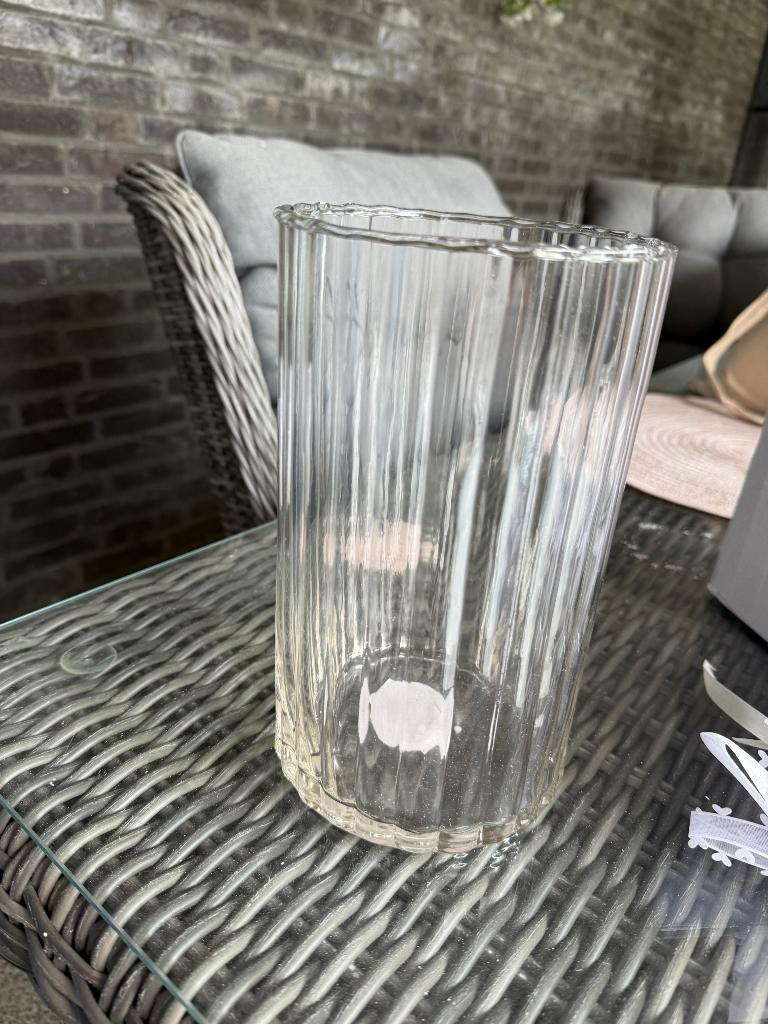 Ribbel vazen, Ophalen of Verzenden, Zo goed als nieuw, Overige kleuren, Glas