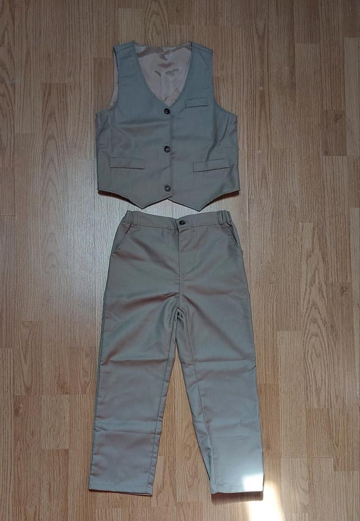 Kostuum (broek & gilet) jongen 6,7 jaar, Ophalen of Verzenden, Nieuw