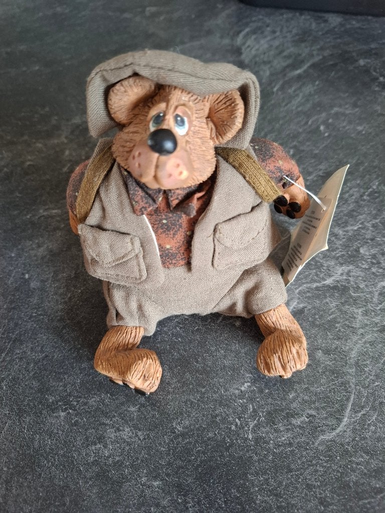 Kathleen Kelly Critter Factory Hiker bear beeldje knuffel., Ophalen of Verzenden, Zo goed als nieuw, Dier