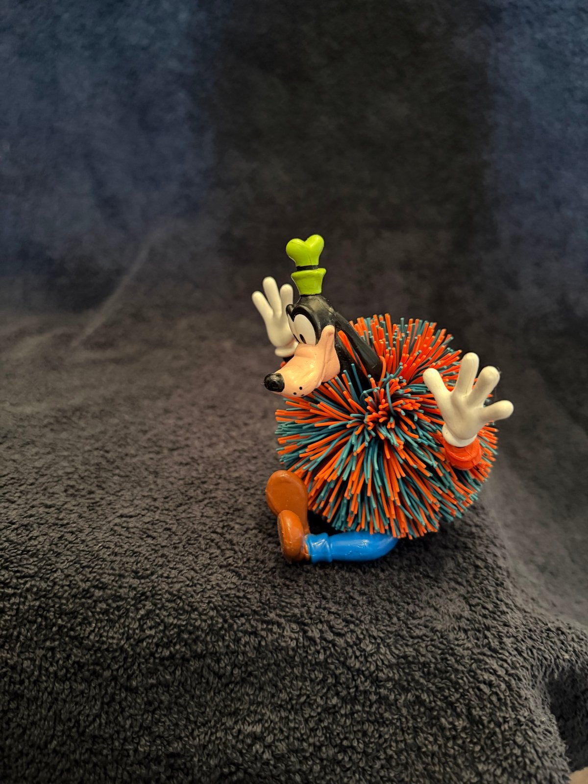 Disney Goofy figuurtje - 10 cm hoog, Verzamelen, Disney, Ophalen, Goofy of Pluto, Gebruikt, Beeldje of Figuurtje