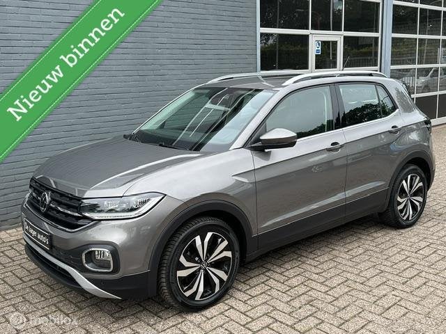 Volkswagen T-Cross 1.5 TSI Style, Auto's, 12 maanden, 4 cilinders, Bedrijf, Grijs