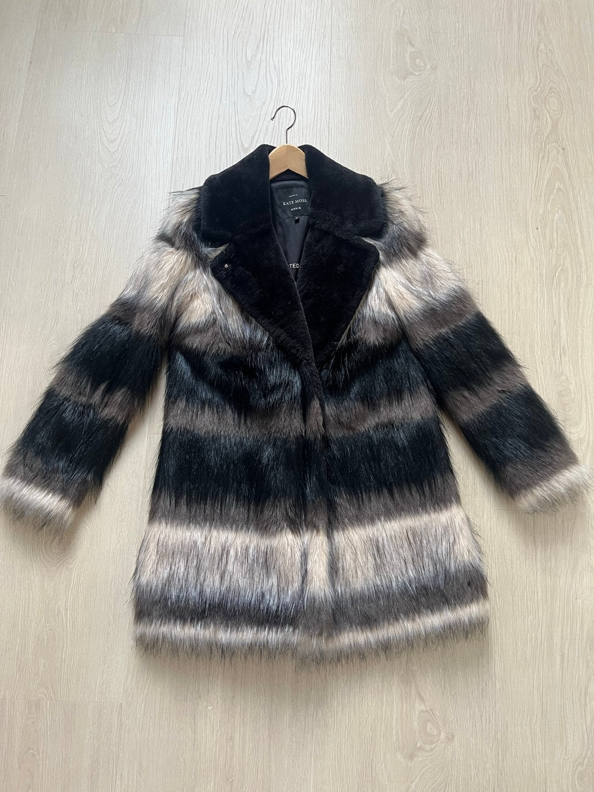 Nikkie Selected by Kate Moss Faux Fur Jas Maat 34, Ophalen, Zo goed als nieuw, Maat 34 (XS) of kleiner, Meerkleurig