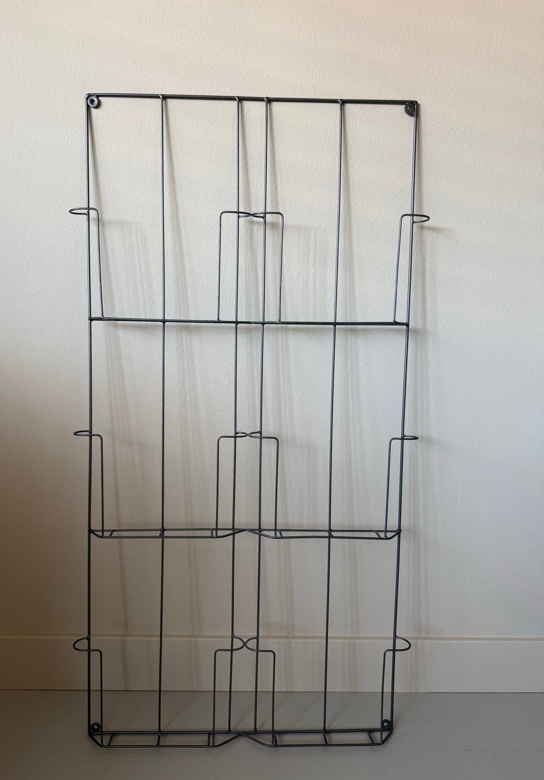 Wand/Folderrek voor bijv. tijdschriften, Ophalen, Gebruikt, Metaal, Wandmontage