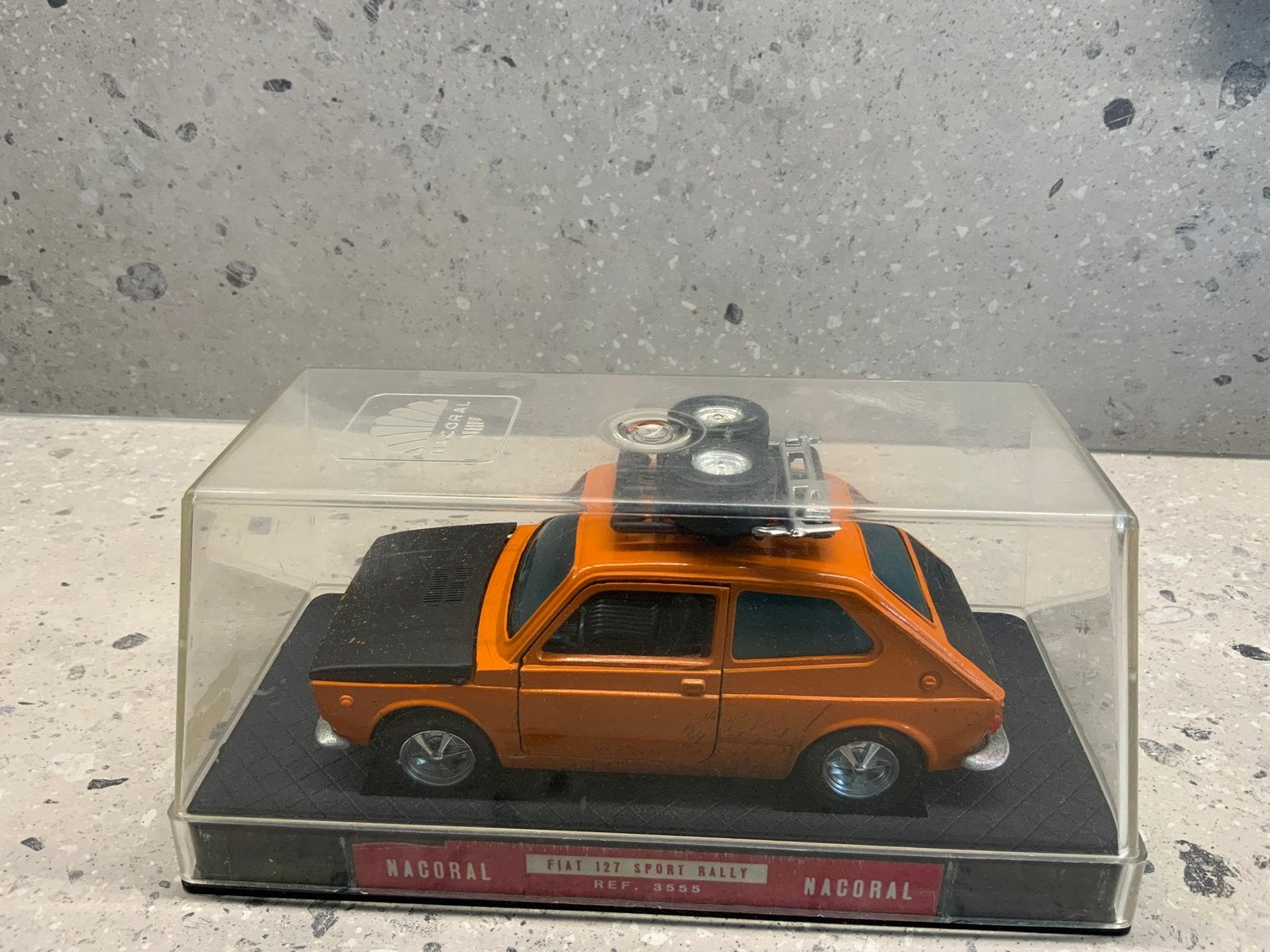Fiat 127 sport rally schaal 1:24, Hobby en Vrije tijd, Modelauto's | 1:24, Ophalen of Verzenden, Zo goed als nieuw, Overige merken