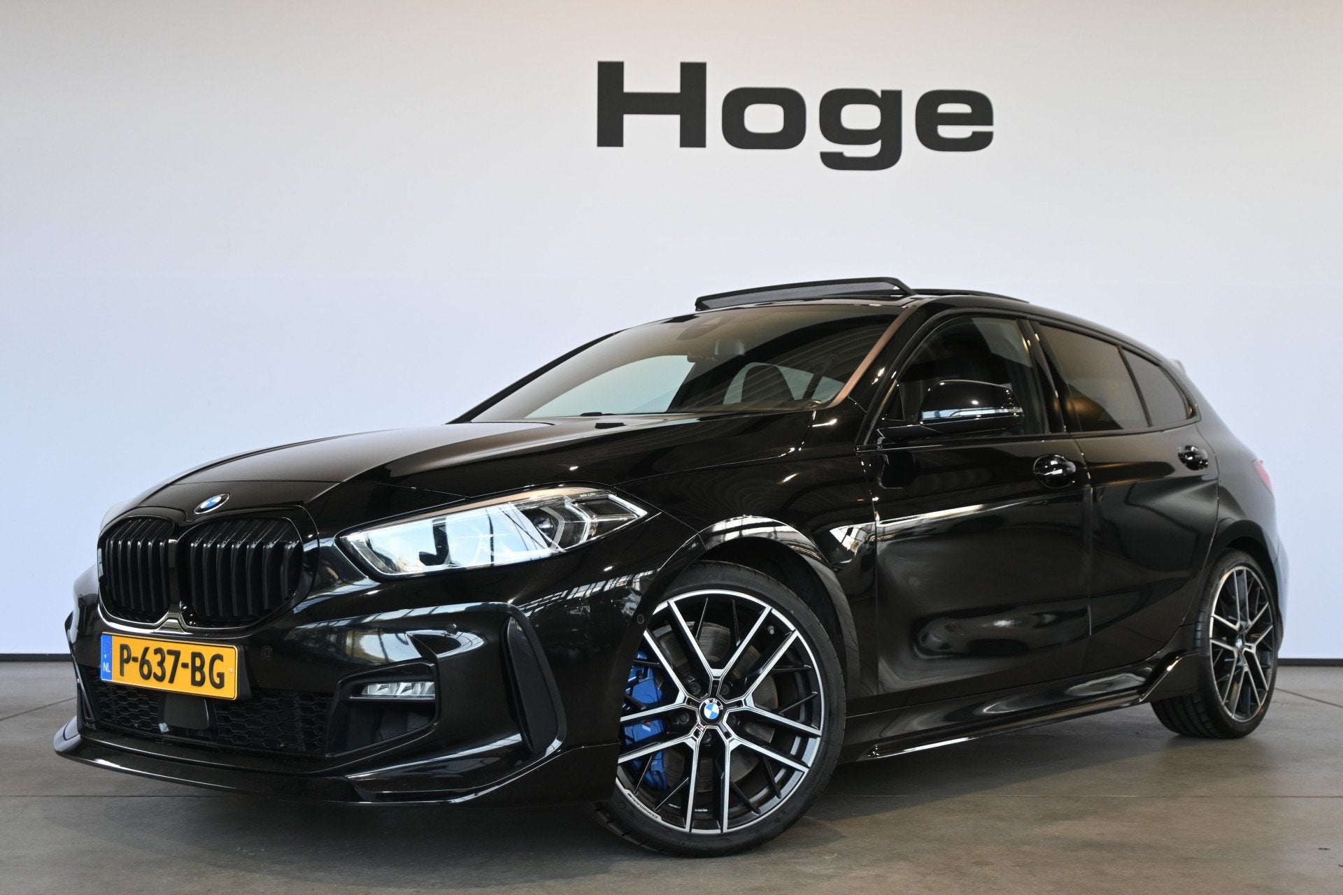 BMW 1-serie 120i Automaat M - Sport Edition Clima Kuipstoele, Gebruikt, 4 cilinders, Met garantie (alle), 179 pk