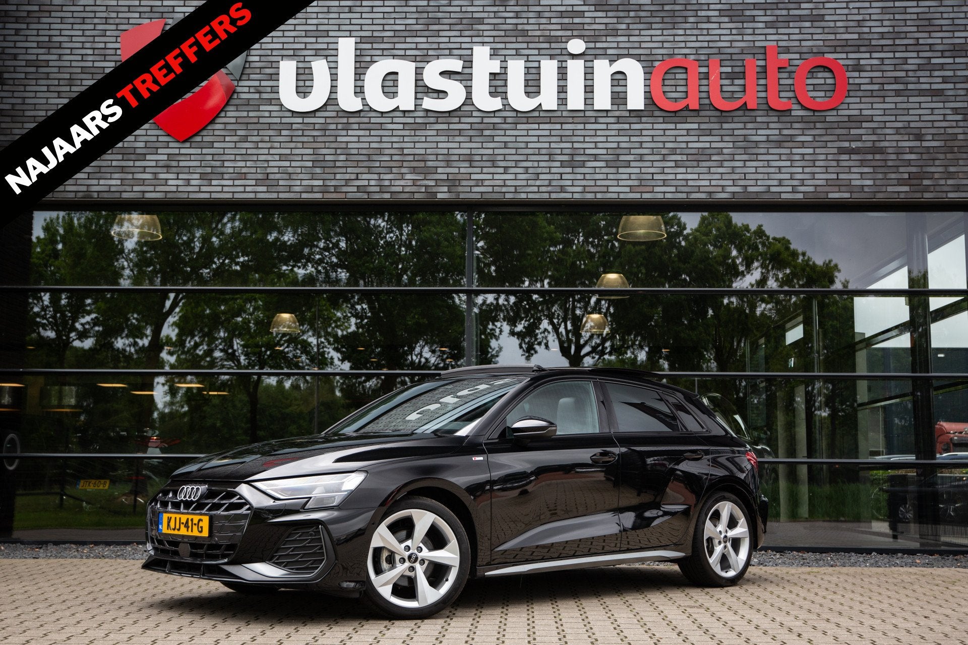 Audi A3 Sportback 35 TFSI S edition , S-Line, Panoramadak, A, Auto's, 1300 kg, Zwart, 4 cilinders, 150 pk