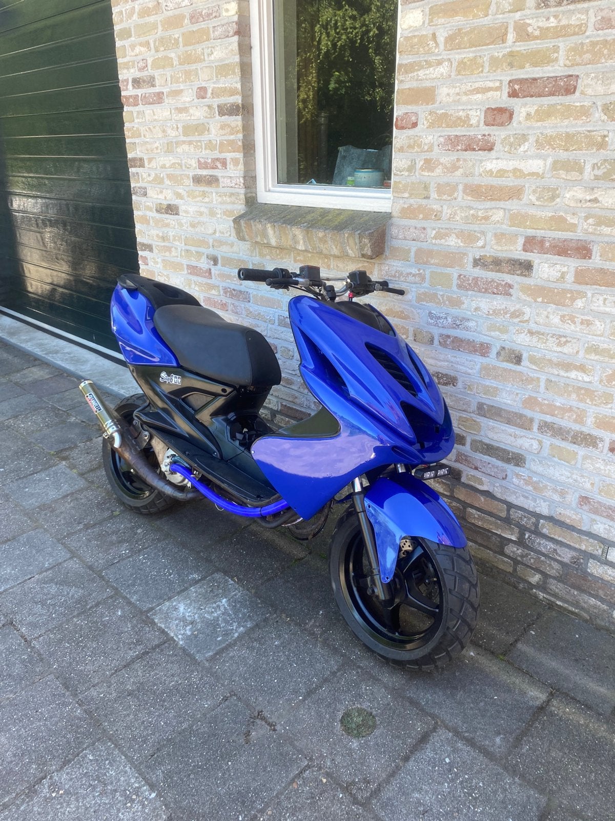 Yamaha Aerox tekoop/teruil, Ophalen, Zo goed als nieuw, Tweetakt, Aerox