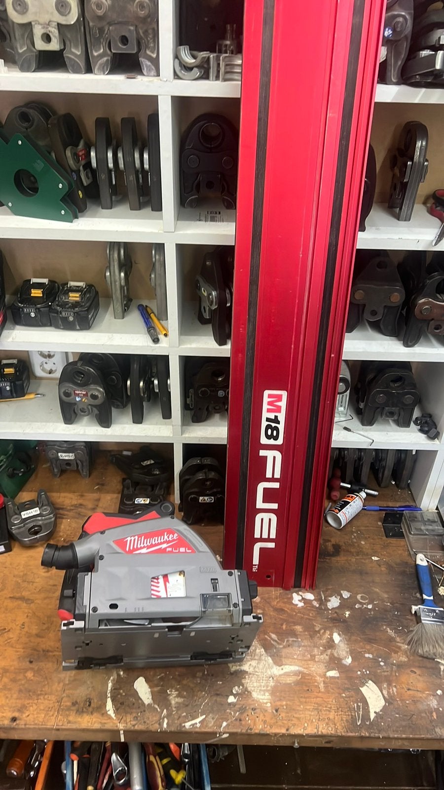 Milwaukee m18 FPS55 invalzaag inc geleider, Ophalen of Verzenden, Zo goed als nieuw