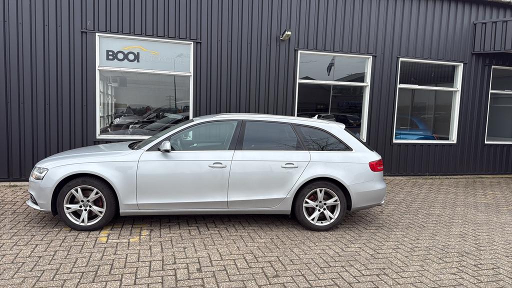 Audi A4 1.8TFSI  Avant Clima navi APK NIEUW, Auto's, Voorwielaandrijving, Stof, Zwart, 4 cilinders