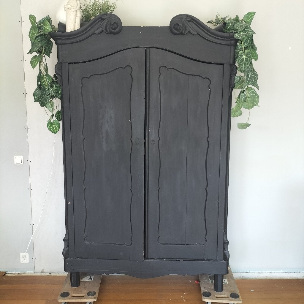 Brocante kast, Ophalen