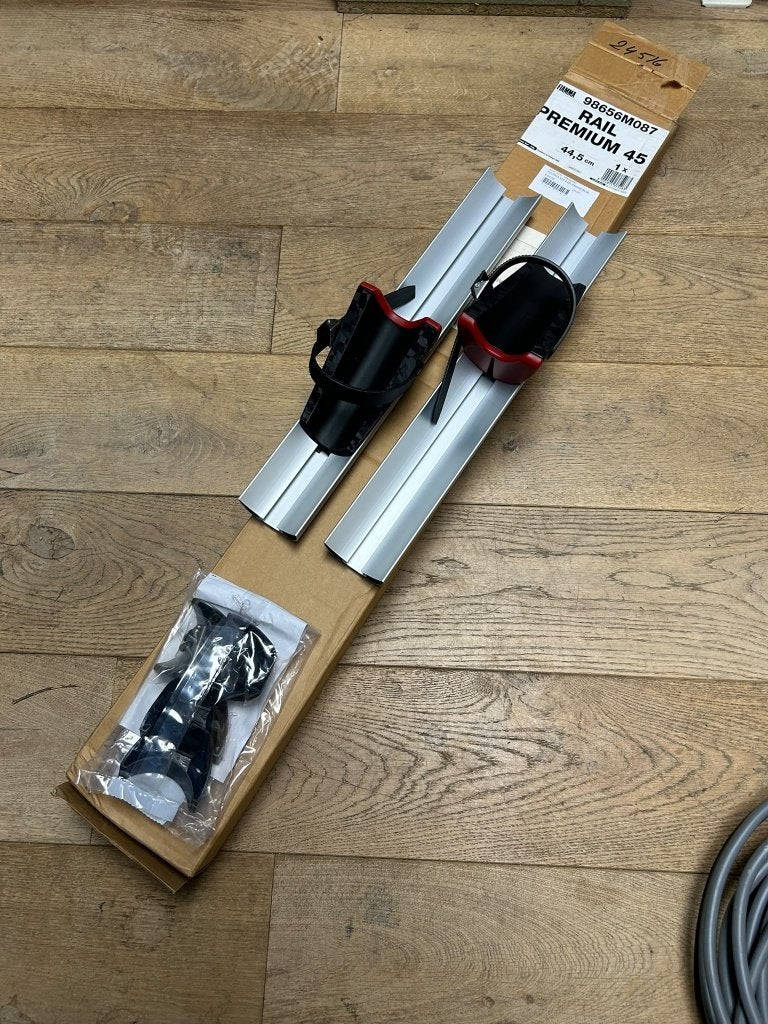 Fiamma Premium grijze rail kit fietsendrager, Nieuw, Ophalen of Verzenden, Fietsendrager-accessoire, Brede banden