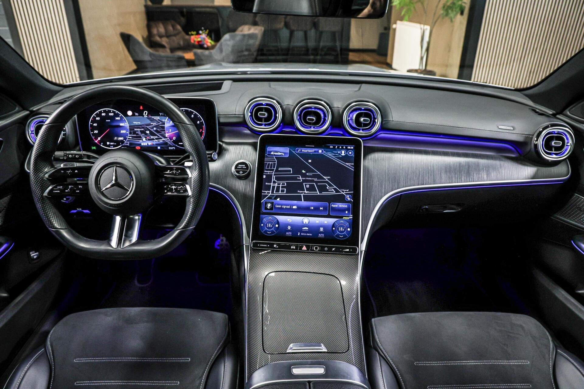 Mercedes C-klasse Estate 200 AMG|Pano|Trekh|Memory|Laser|HUD, Automaat, 4 cilinders, Met garantie (alle), Automatische klimaatregeling