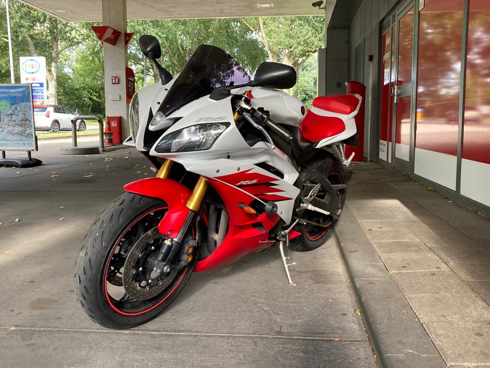 Yamaha R6 RJ11 2006 YZF-R6 Rood / Wit - originele topstaat, Motoren, Occasion, 4 cilinders, Motorrijbewijs A, Super Sport