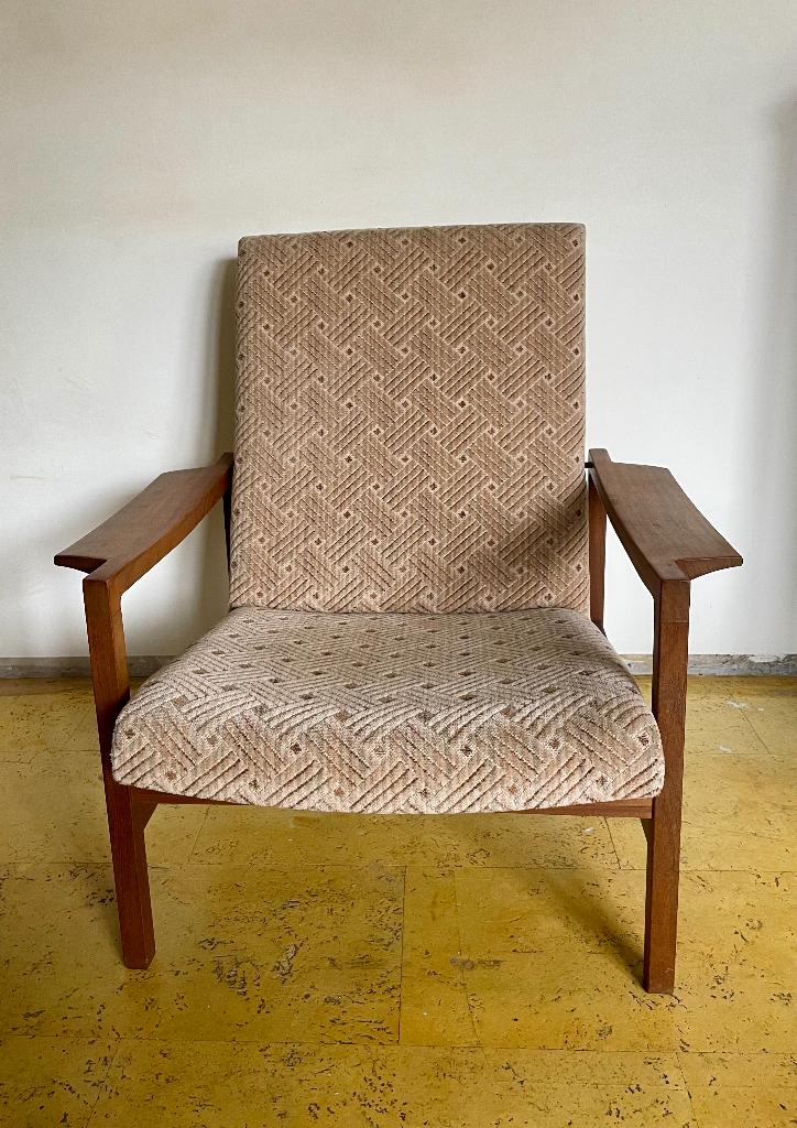 Vintage Teak lounge chair, Ophalen
