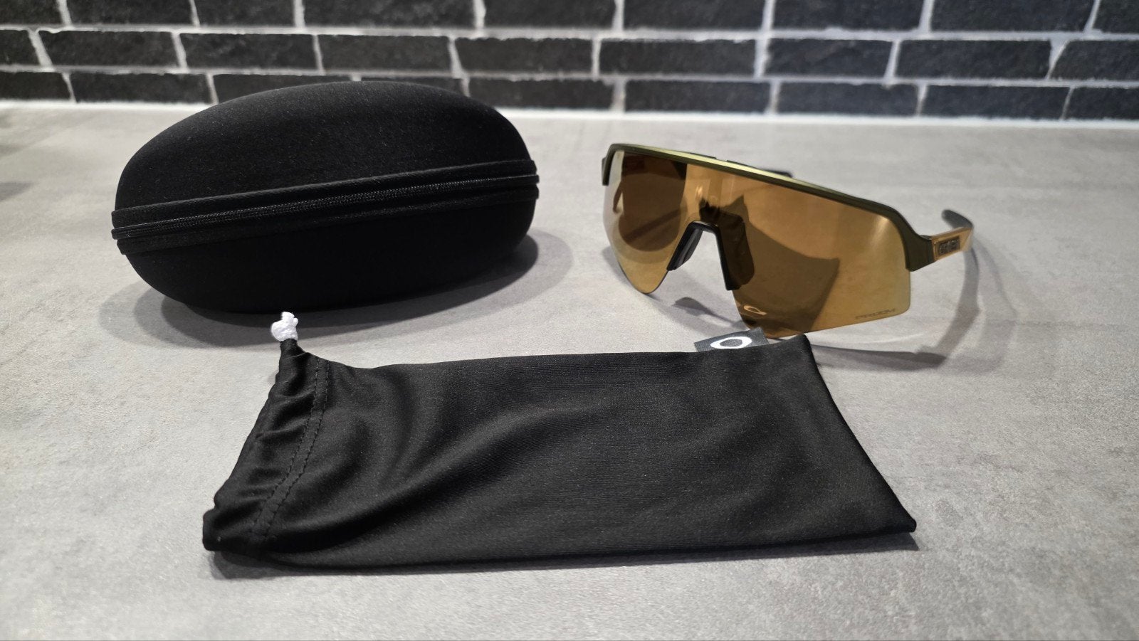 Oakley Sutro Lite Sweep Prizm 24K, Sieraden, Tassen en Uiterlijk, Geel, Ophalen of Verzenden, Zo goed als nieuw, Oakley
