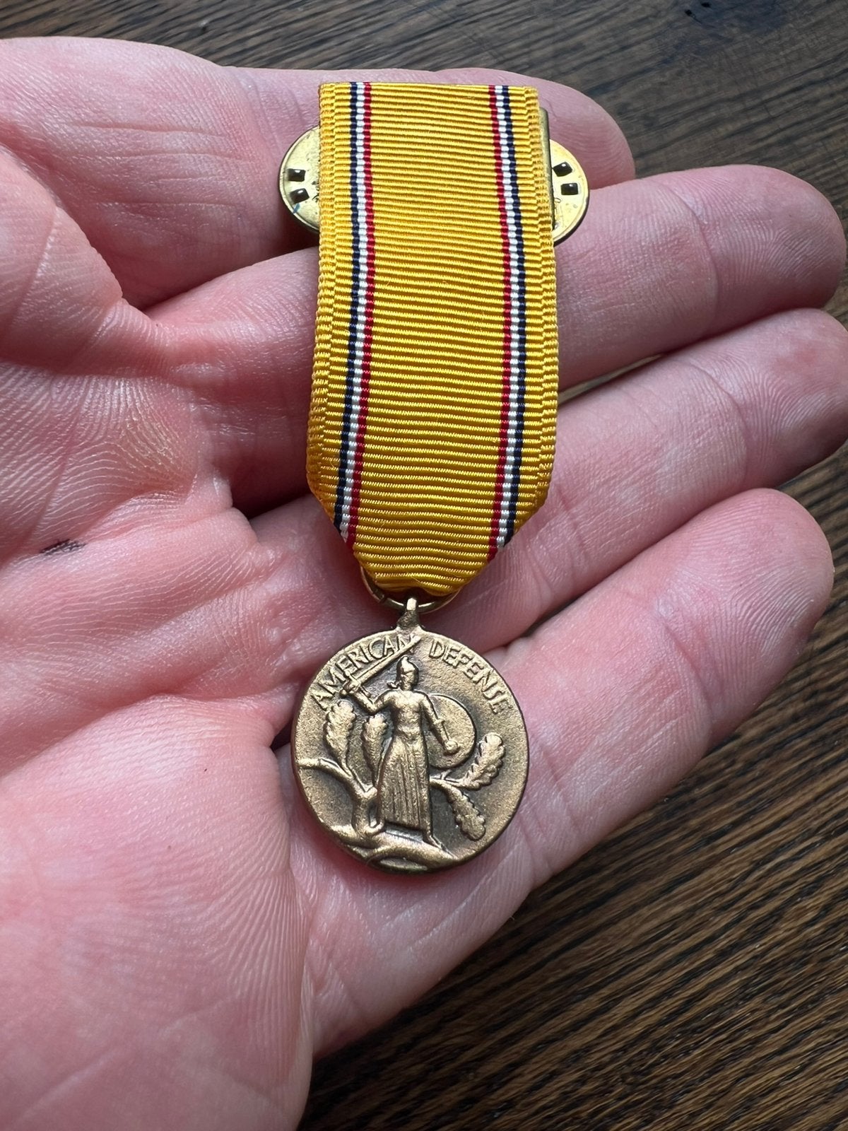 WO2 Amerikaans American Defense Medal Miniatuur medaille, Amerika, Verzenden, Lintje, Medaille of Wings