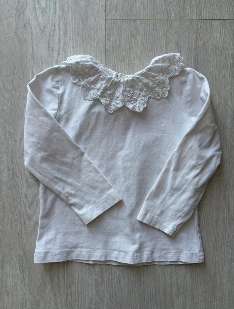 Shirtje longsleeve maat 98/104 wit met broderiekraag, Kinderen en Baby's, Kinderkleding | Maat 98, Ophalen of Verzenden, Zo goed als nieuw