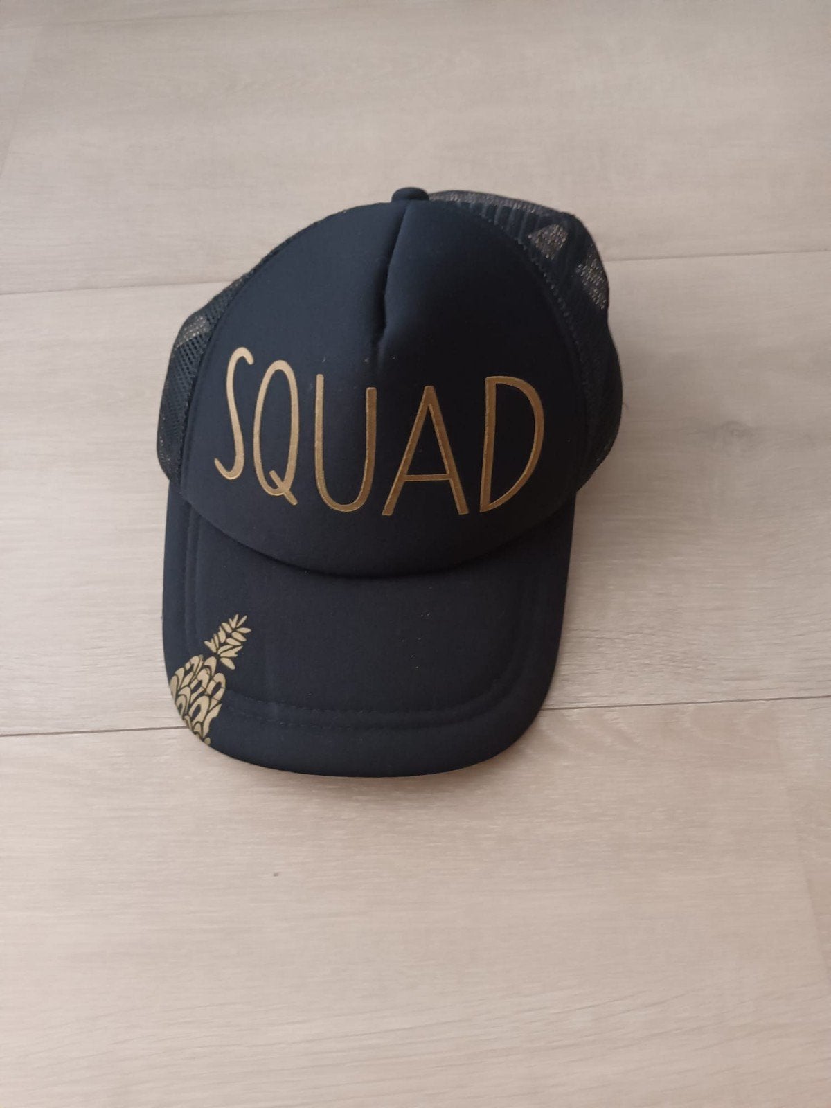 Zwarte pet met 'SQUAD' opdruk, Ophalen of Verzenden, Nieuw, Jongen of Meisje